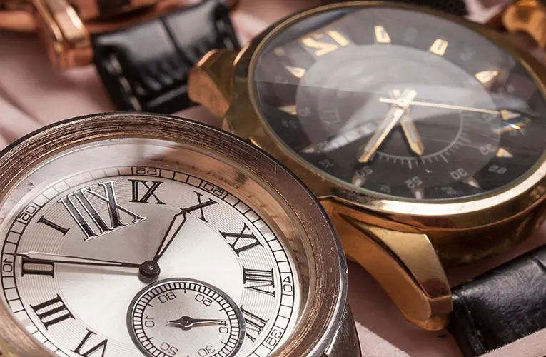 Vintage vs. Modern Luxury Watches: Choosing the Right Timepiece for You